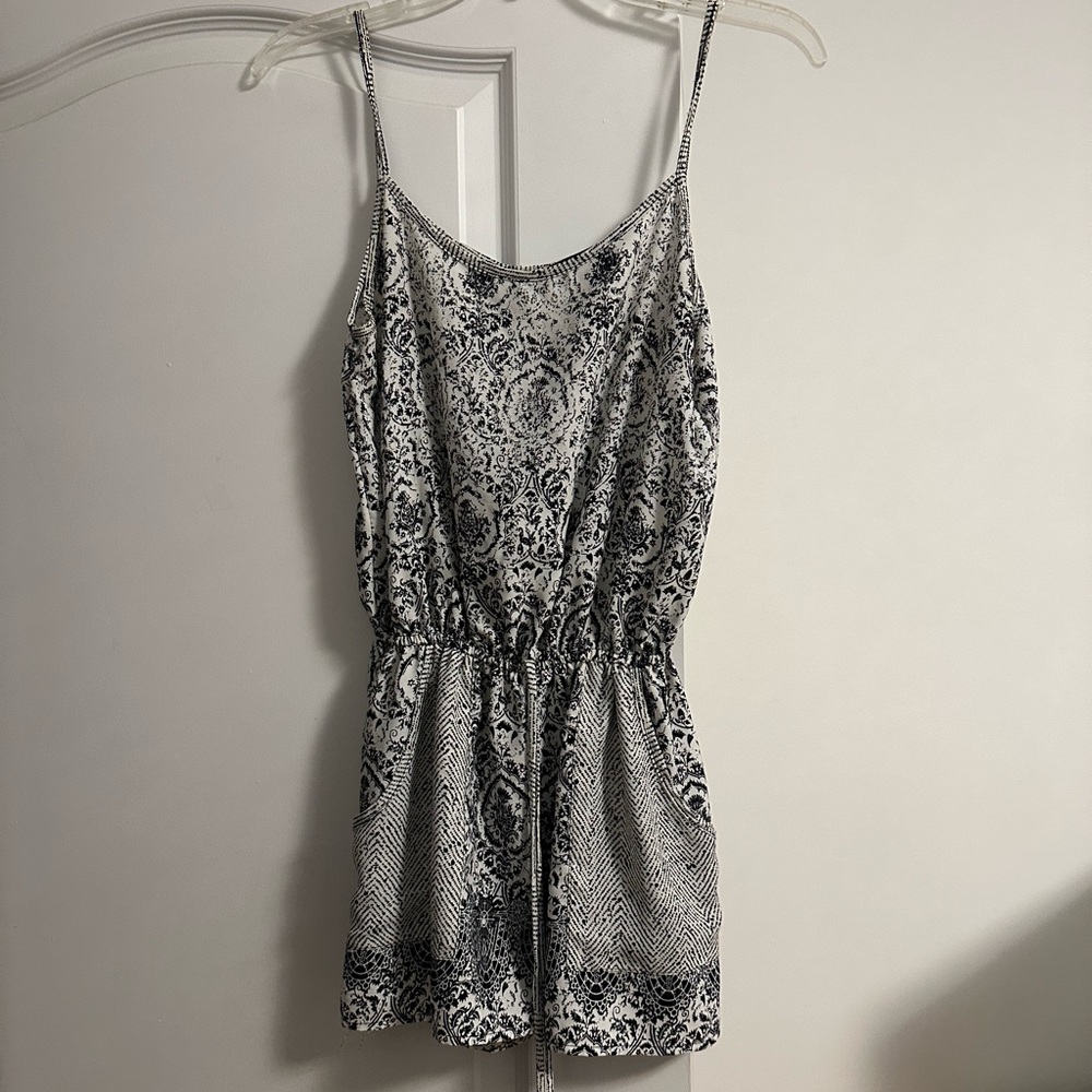 AQUA Women’s Romper Size XS